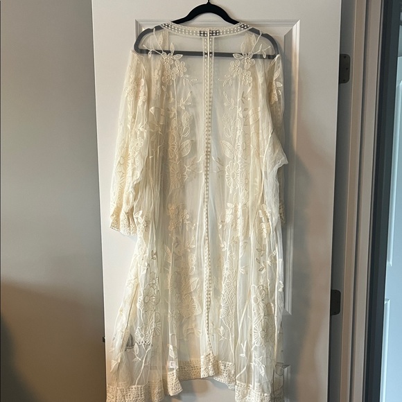Lane Bryant Cream Lace Kimono - Picture 2 of 2